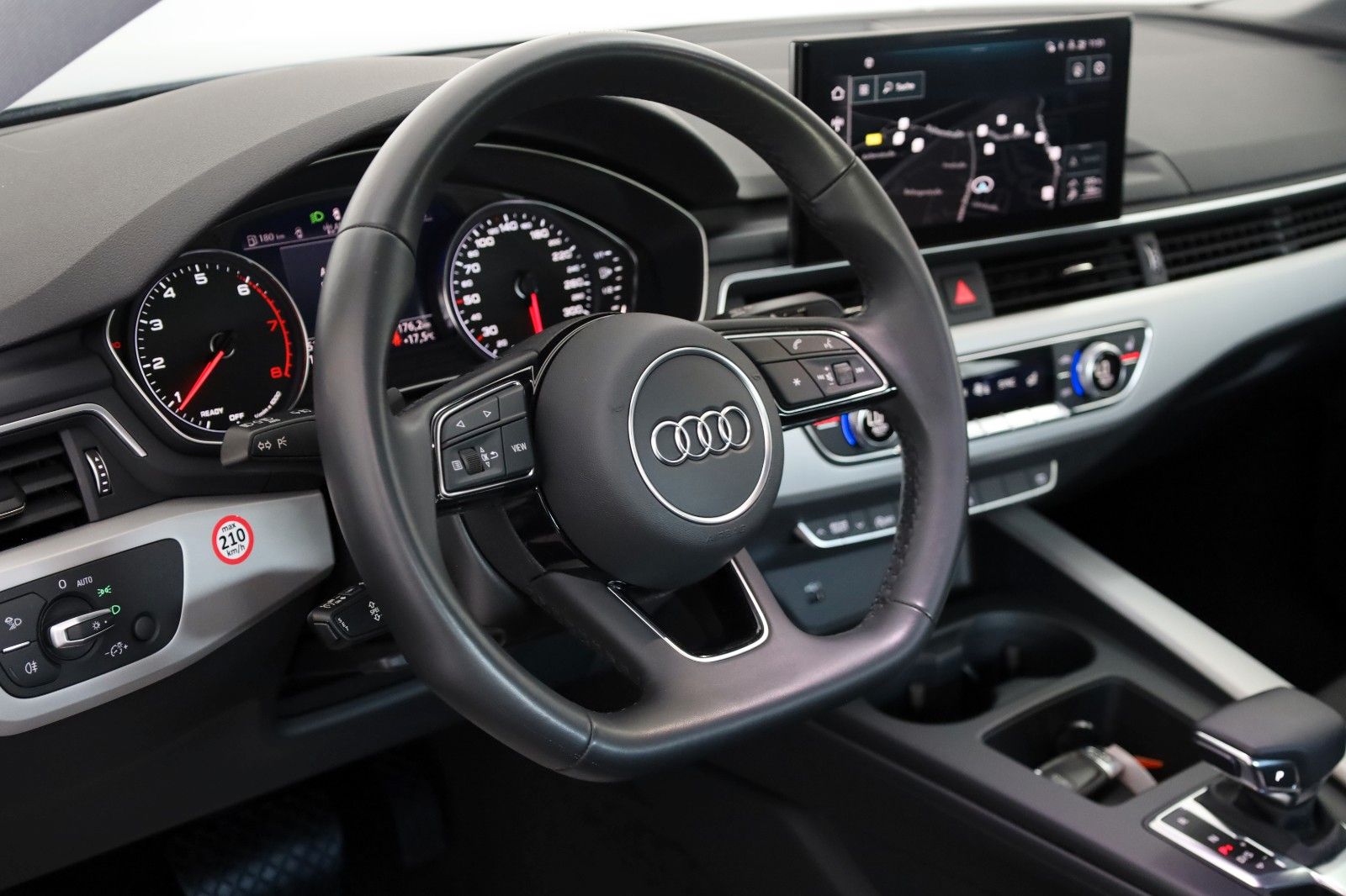 Fahrzeugabbildung Audi A5 Sportback 35 TFSI S line, Navi,LED,SH,Kamera
