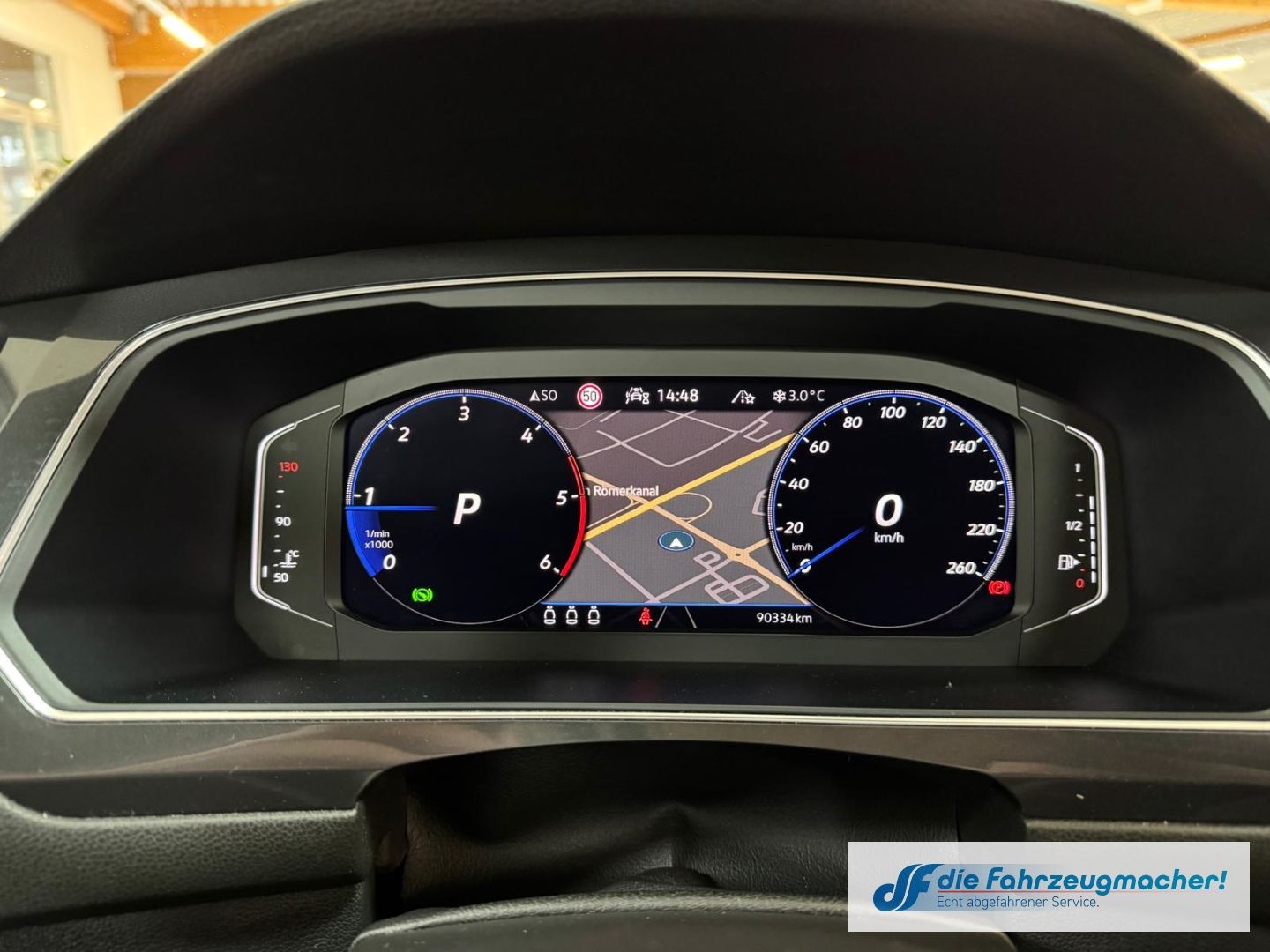 Fahrzeugabbildung Volkswagen Tiguan Allspace R-Line 4Motion Sportpaket HUD AD