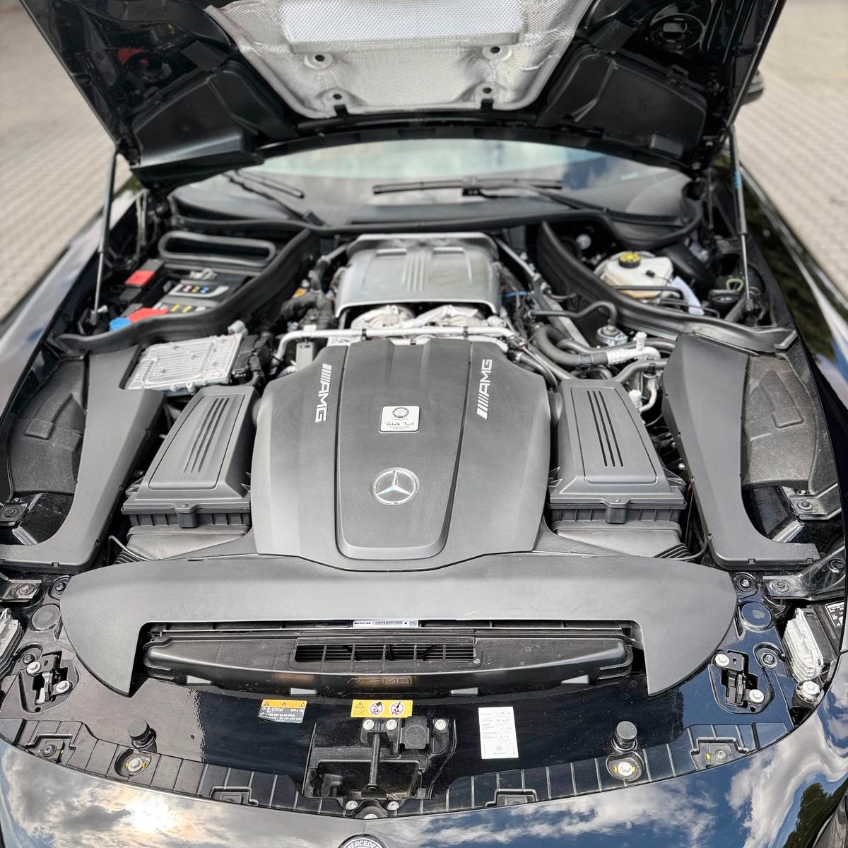 Mercedes-Benz AMG GT C COUPE V8|Keramik|Dyn.Plus|Carbon|Perf.S