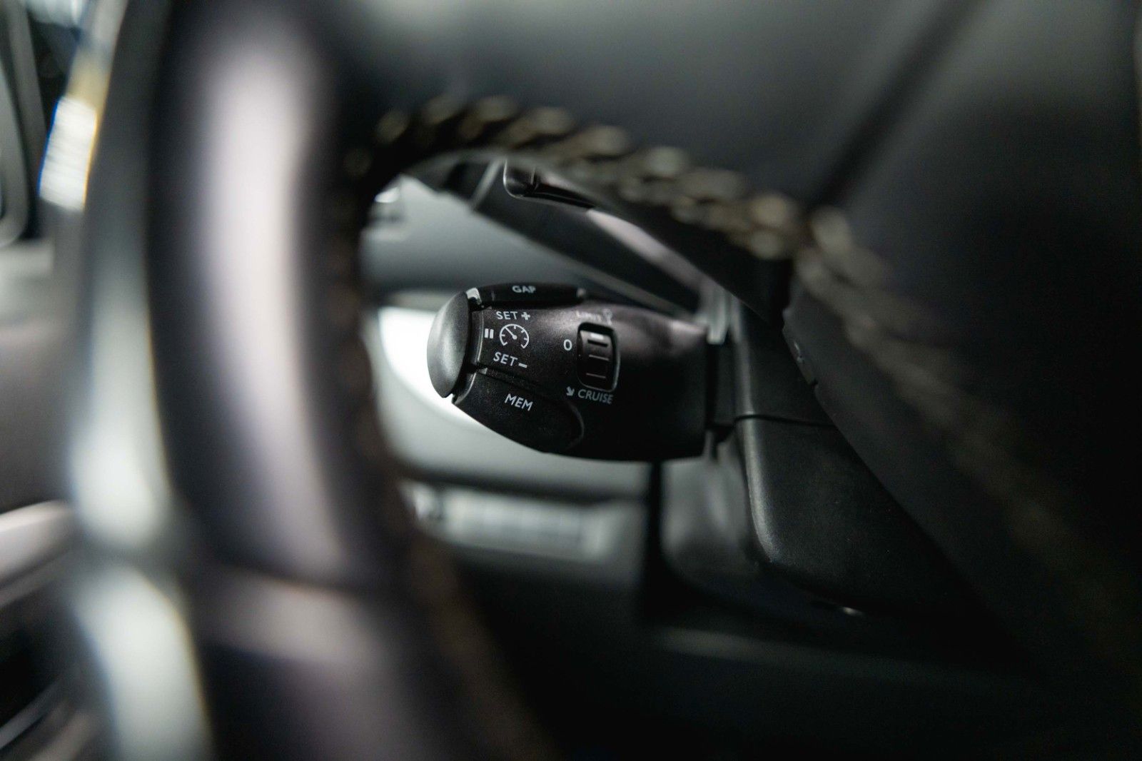 Fahrzeugabbildung Opel Zafira Life Innovation L3 Black Edition *Pano*