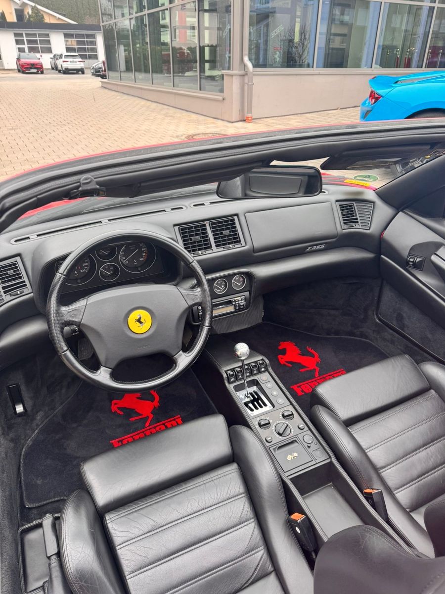 Fahrzeugabbildung Ferrari F355 GTS*Manual*Challenge Grill*Perfekt