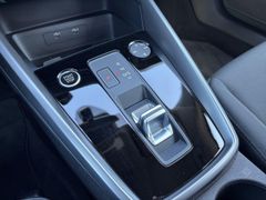 Fahrzeugabbildung Audi A3 35TFSI S line S-tronic VIRTUAL LED NAVI 1.HD