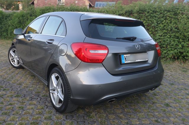 MERCEDES-BENZ A 180
