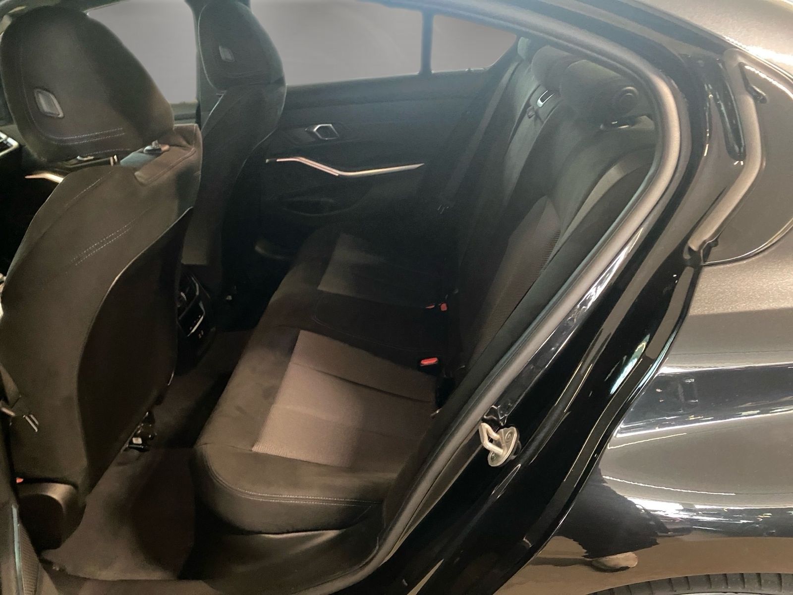 BMW 320 - Bild 13