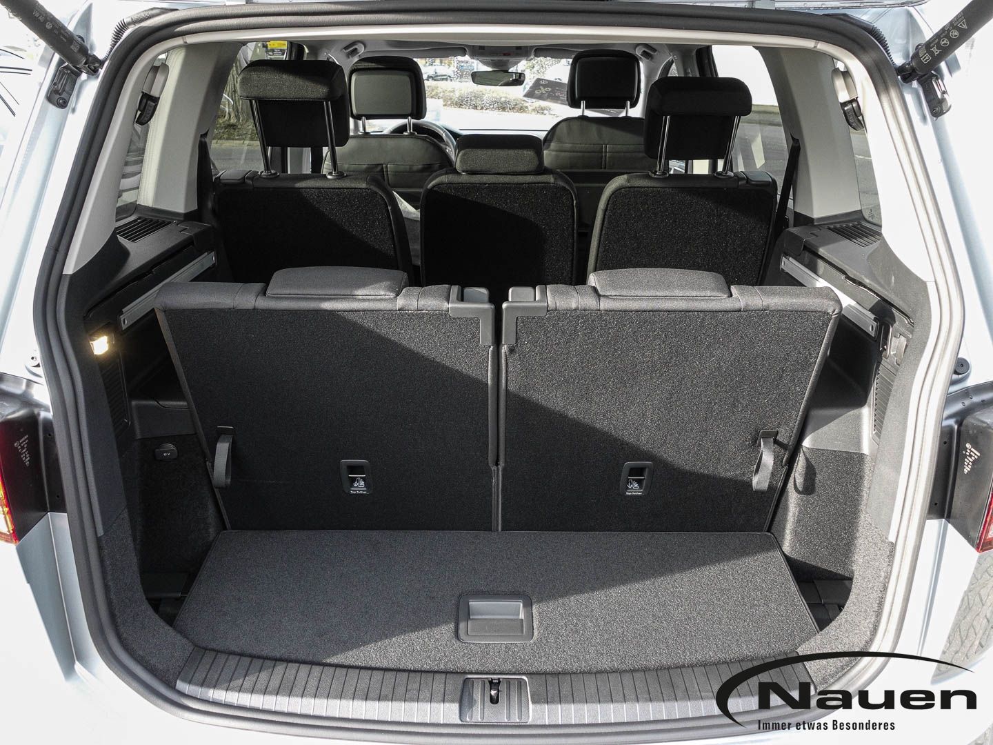 Volkswagen Touran - Bild 18