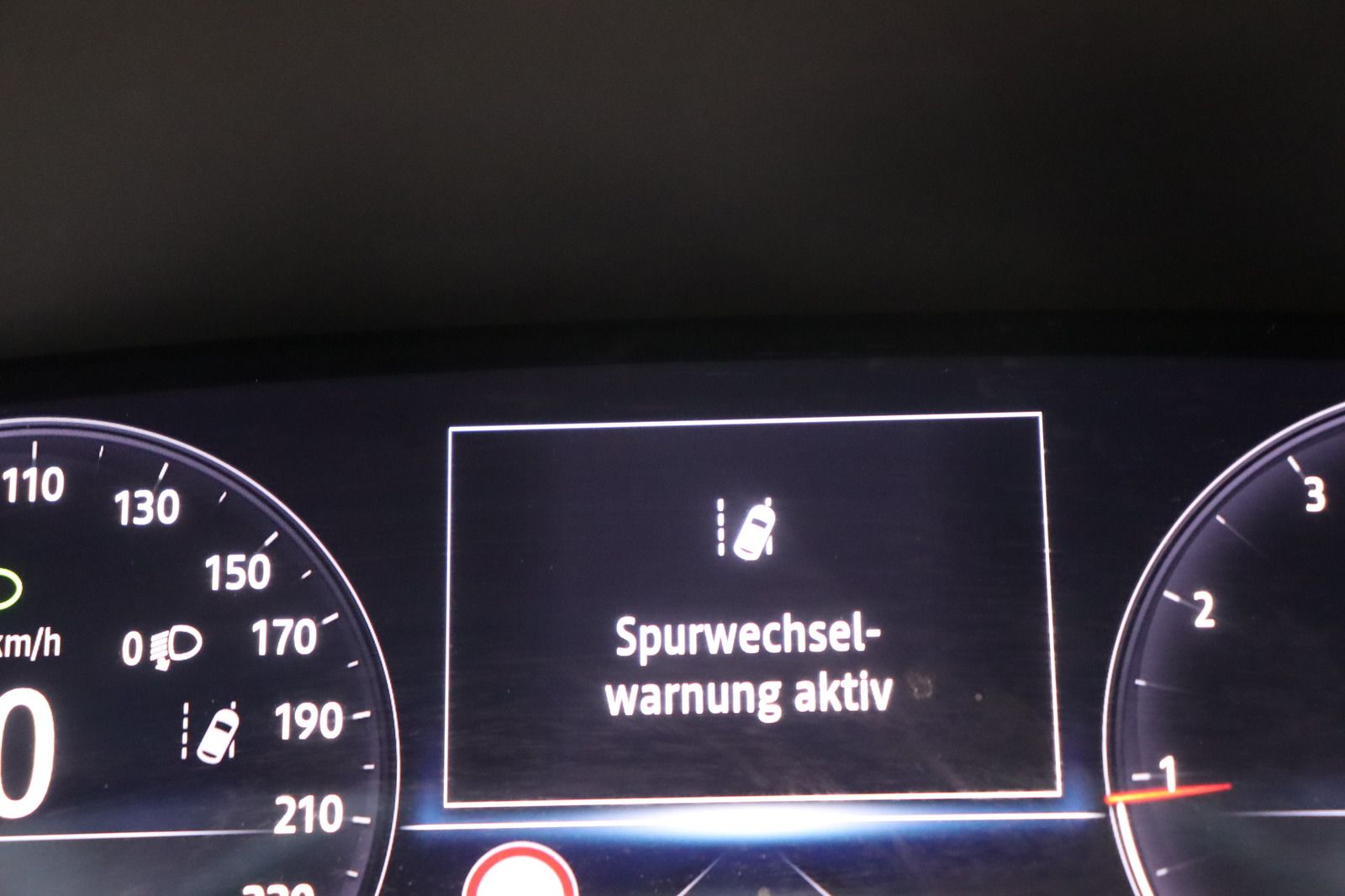 Fahrzeugabbildung Renault Arkana * LED * RFK * Lenkradhzg.