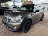 MINI Cooper Clubman - silberne MINI COOPER_CLUBMAN