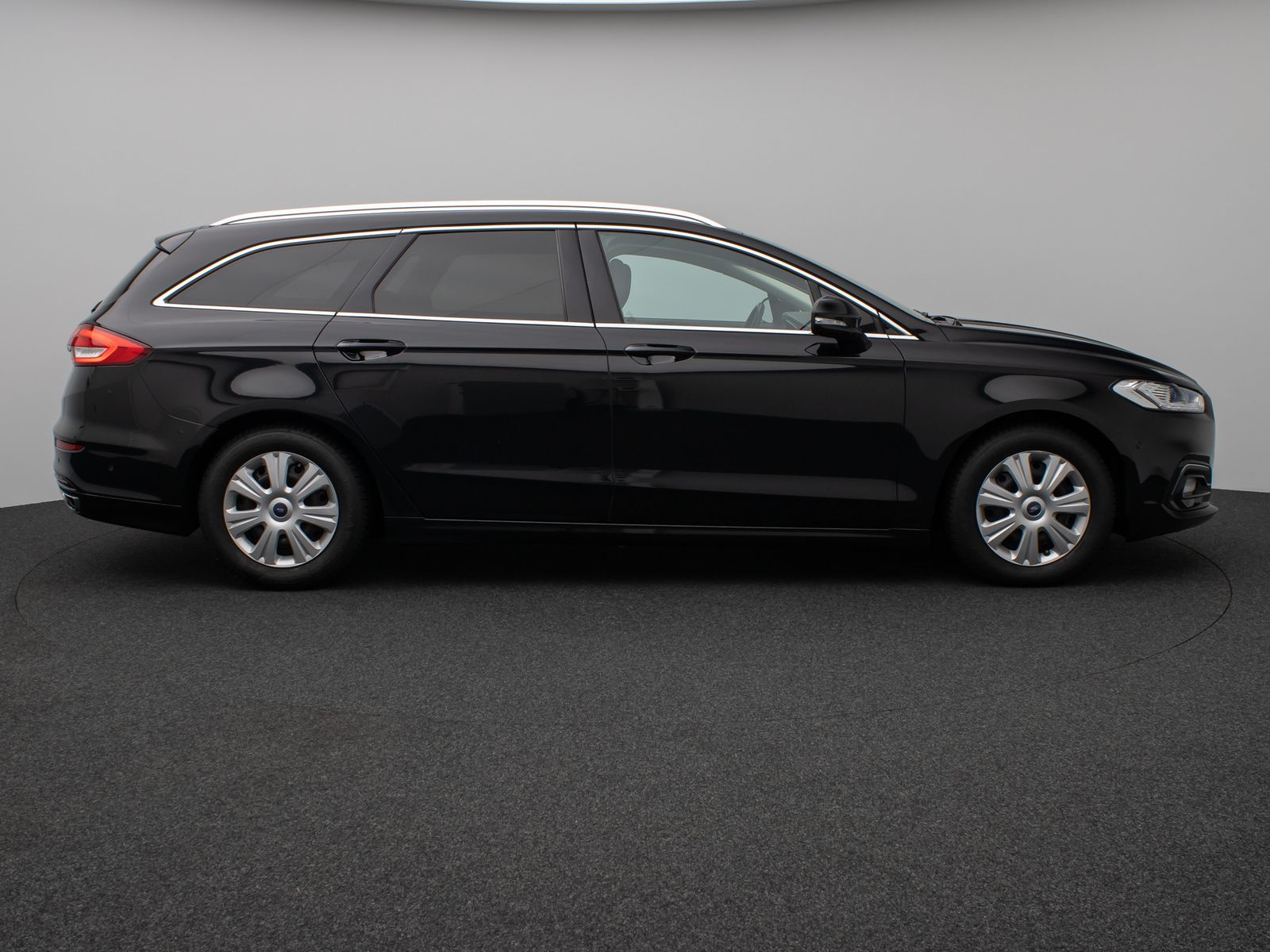 Fahrzeugabbildung Ford Mondeo Turnier Titanium Kamera AHK Winter 8fach