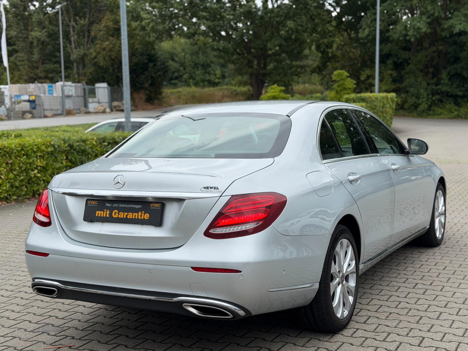 Mercedes-Benz E 400 E Limousine 4Matic *Navi*KeyL *Kamera *LED