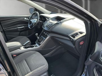 Ford Kuga - 10