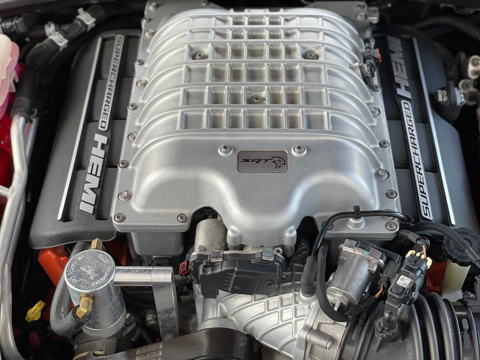 Fahrzeugabbildung Dodge Challenger HELLCAT Schiebed. HarmanKardon MwSt.