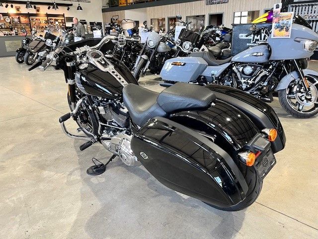 Fahrzeugabbildung Harley-Davidson FLSB Sport Glide 107 cui Jekill&Hyde