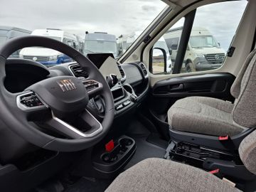 HYMER ERIBA HYMERCAR Ayers Rock Fiat 2xSolar Premium Digital