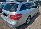 Mercedes-Benz E 200 - E 200 CGI BlueEfficiency - Mercedes-Benz E 200 aus 2012