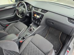 SKODA Octavia Combi RS 2.0TDI 184PS LED Navi DAB