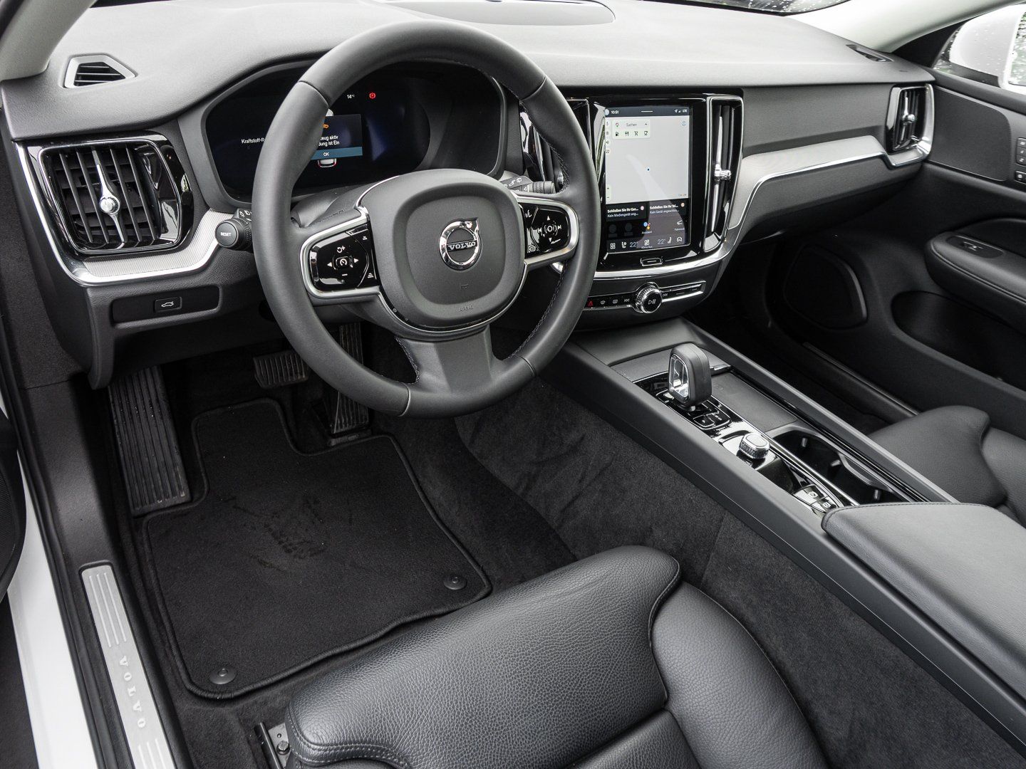 Volvo V60 Cross Country B4 D AWD Plus Bright PILOT LED foto 9