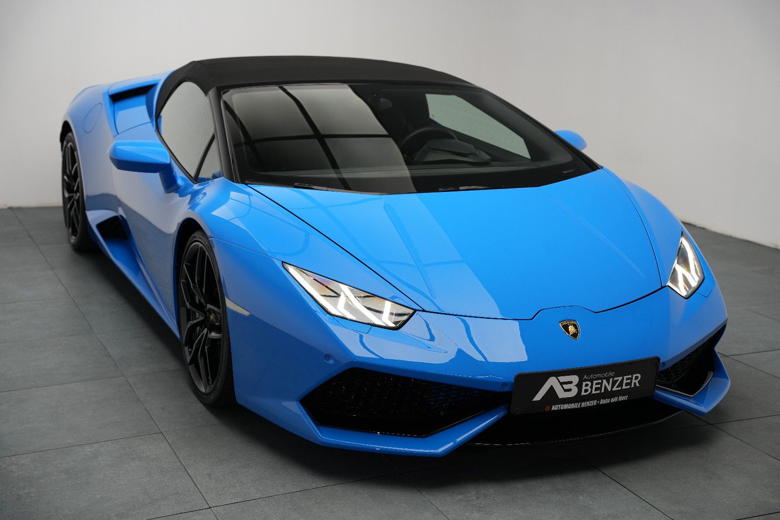 Fahrzeugabbildung Lamborghini Huracán/SPYDER/LIFT/KAMERA/LP610/KERAMIK/