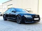 Audi S8 PLUS 4.0 TFSI QUATTRO/MATRIX/SCHIEBED./SOUND/ - Audi S8 in Hannover