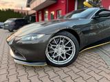 Aston Martin V8 Vantage 4.0 V8 Manual 007Edition 1 OF 100 - Aston Martin V8 Vantage: Coupe