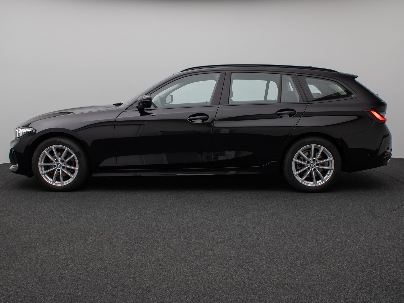 Fahrzeugabbildung BMW 318i Kamera DAB Sportlenkrad CockPit+ Alarm LED