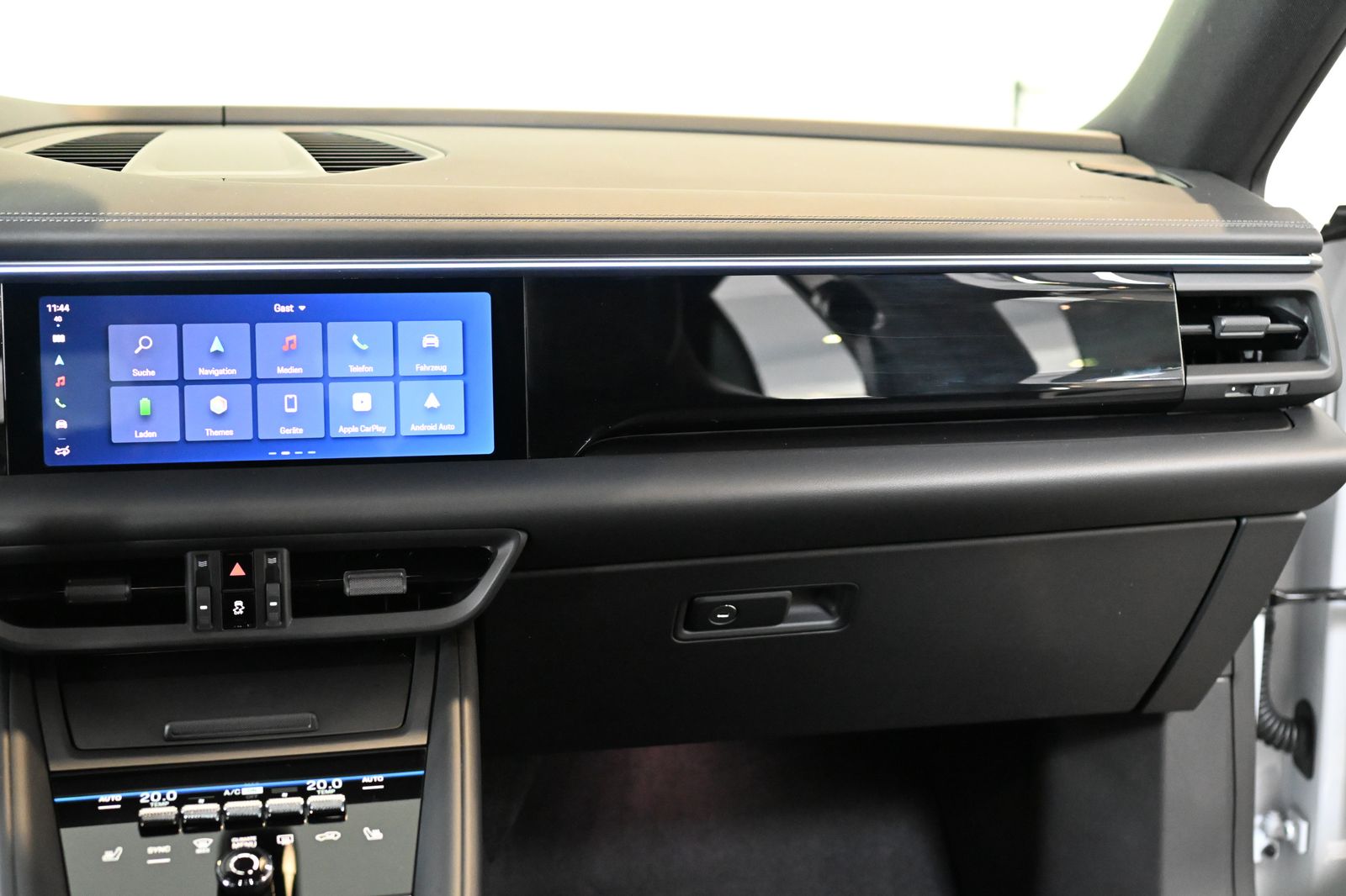 Porsche Macan Electric 100 kWh HUD ACC Leder CarPlay LED foto 23