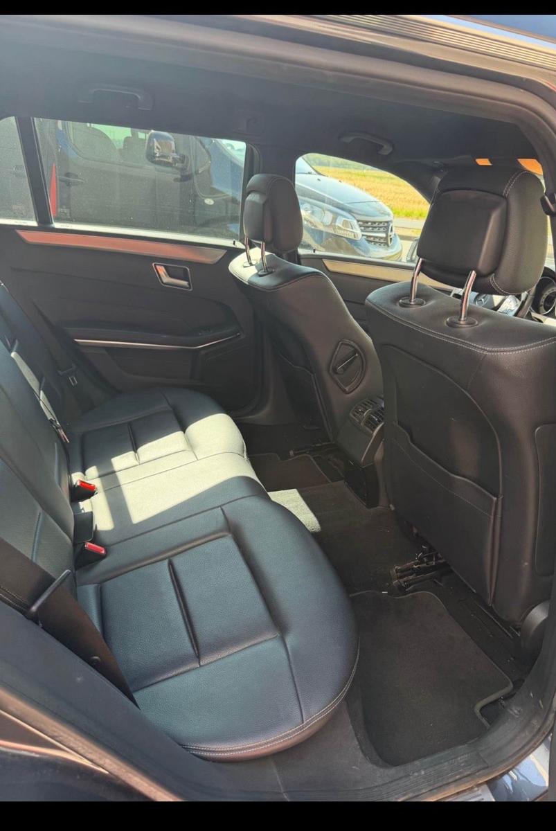 Mercedes-Benz E200 2013 — photo 8