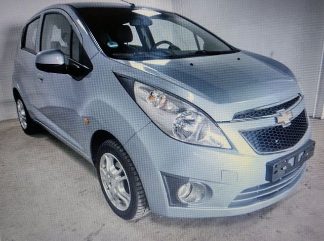 Chevrolet Spark als Ersatzteilspender mit ...