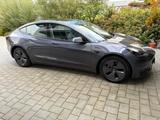 Tesla Model 3 LR inkl. AHK / Aufbereitet wie neu - Tesla MODEL 3 LR Gebrauchtwagen