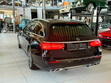 Mercedes E 220 - 10