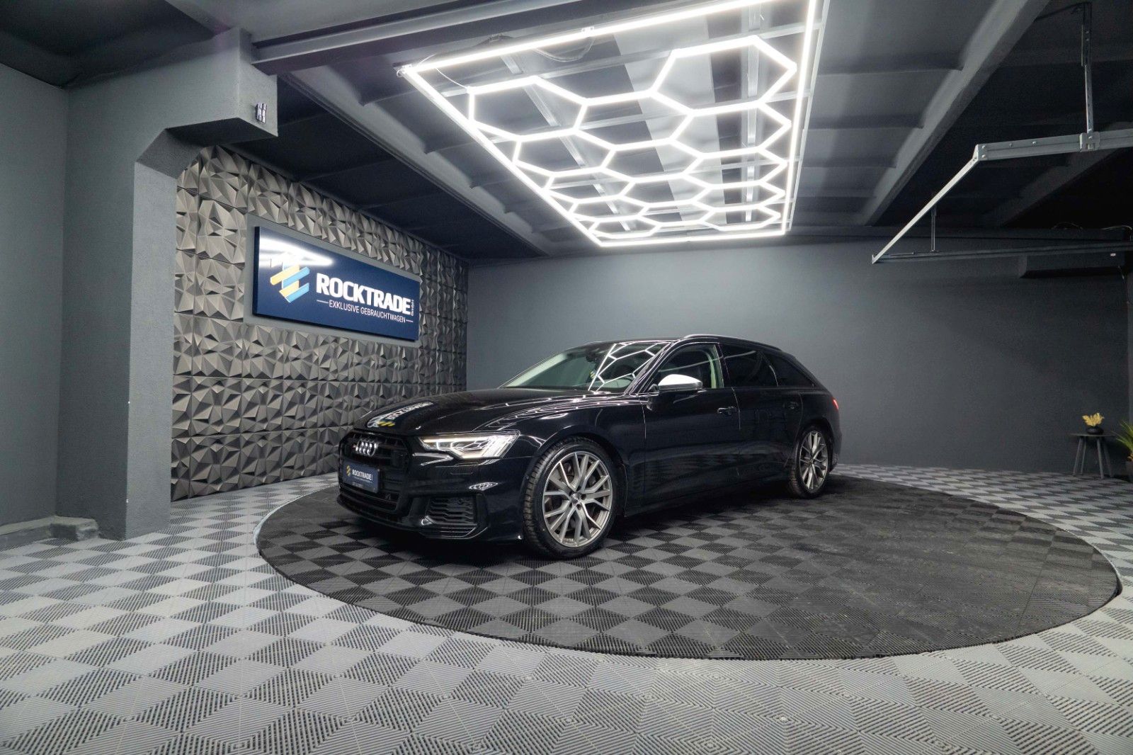 Fahrzeugabbildung Audi S6 Avant 3.0 TDI quattro *ACC*Head Up*LED*B&O*