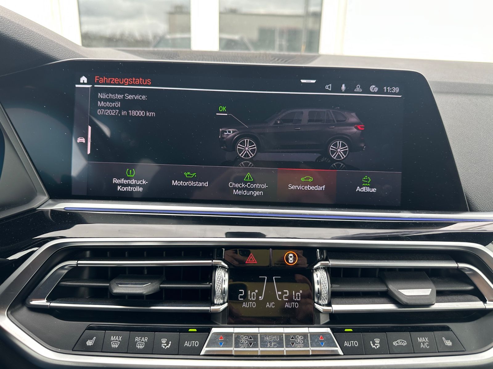 Fahrzeugabbildung BMW X5 xDrive 30d MSport/22Zoll/HeadUp/Pano/360°/AHK