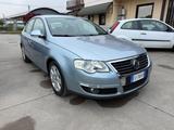 Volkswagen Passat 2.0 TDI DPF Comfortline - Volkswagen Passat aus 2008: TDI