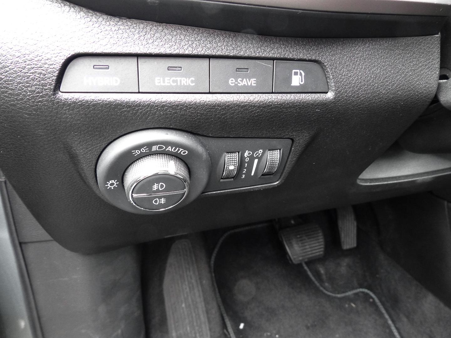 Jeep Compass Upland Plug-In Hybrid 4WD LED ACC Apple 