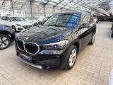 BMW X1 sDrive18d Advantage   PDC|LED|Navigation - BMW X1: Schwarz