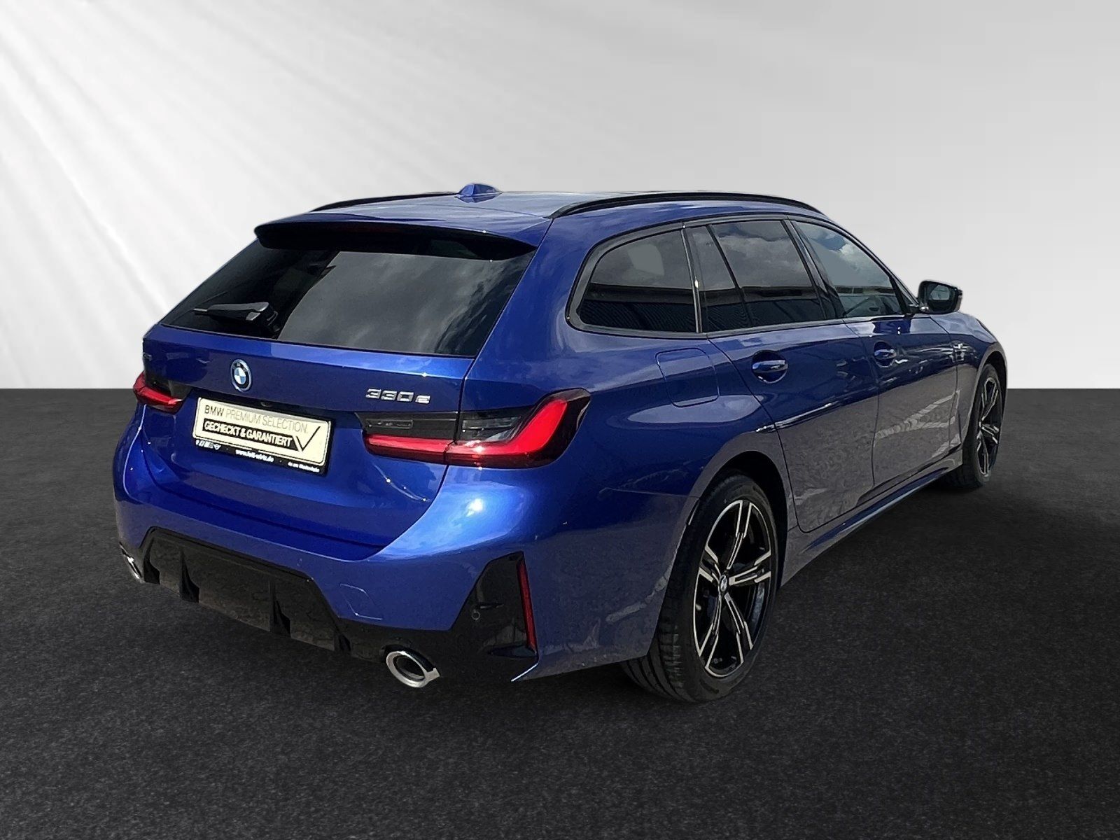 BMW 330e xDrive Touring M Sport AHK Pano DA-Prof foto 3
