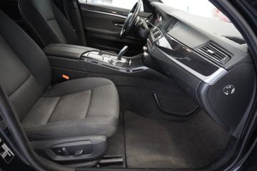 BMW 520 - 12