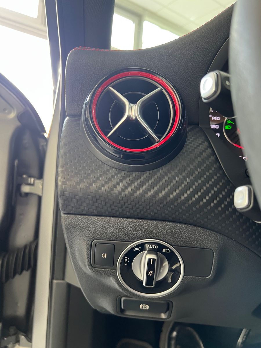 Fahrzeugabbildung Mercedes-Benz A 45 AMG 4Matic*MATT-GRAU*PERFORMANCE SITZE&AUSP