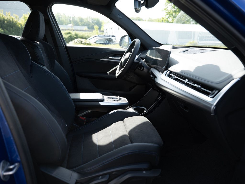 BMW iX1 - Bild 8