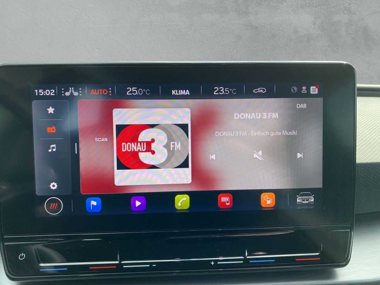 Fahrzeugabbildung SEAT Leon Sportstourer FR 2.0 TDI EU6d Navi Digitales
