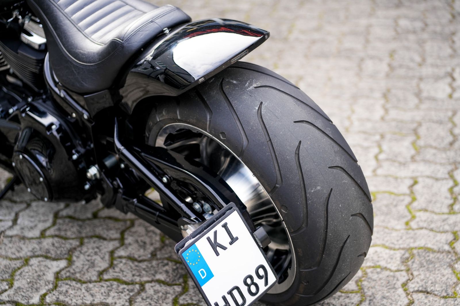 Fahrzeugabbildung Harley-Davidson SOFTAIL FAT BOY FLFBS 114 - JEKILL&HYDE -
