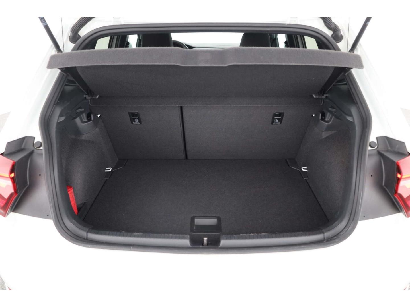 Volkswagen Polo GTI 2.0 TSI OPF DSG Matrix/RFK/18''/PDC/SH, миниатюра 12