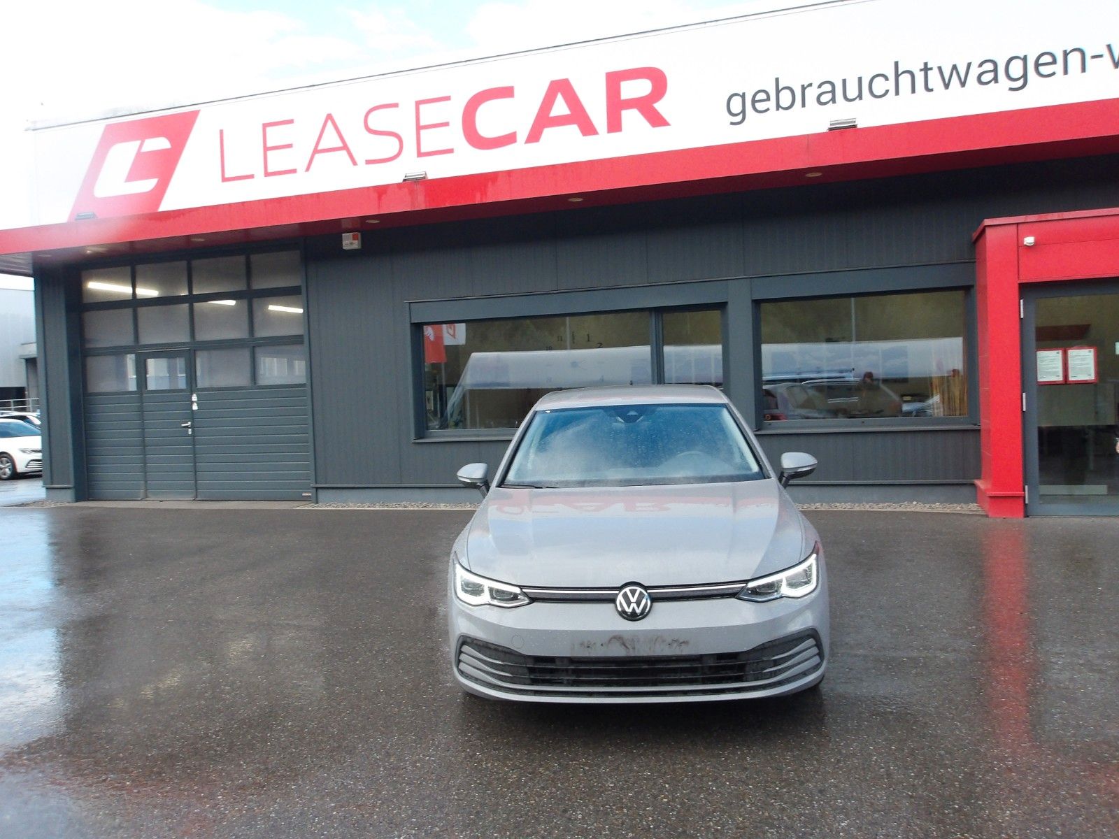Volkswagen Golf VIII Lim. Life TSI  EXP € 13450.- imagem 2
