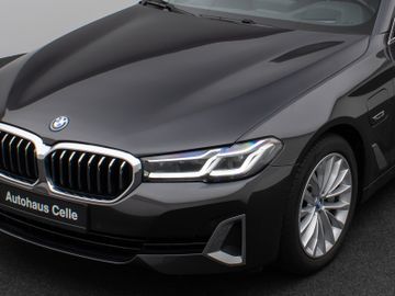 Fahrzeugabbildung BMW 530e xD Luxury Line Kamera Laser HUD H/K Komfort