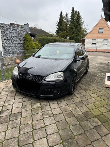 Volkswagen Golf 5 Gti // DSG