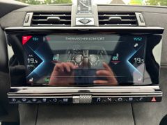 Fahrzeugabbildung DS Automobiles DS 7 Crossback 225 E-Tense Performance Line +