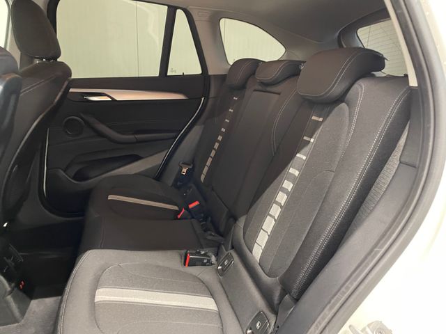 X1 sDrive 18 i Advantage LED NAVI PDC TEMPOMAT