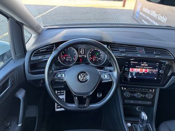 Bild 7 VW Touran 1.4 TSI Sound DSG AHK Pano-SD Rear View