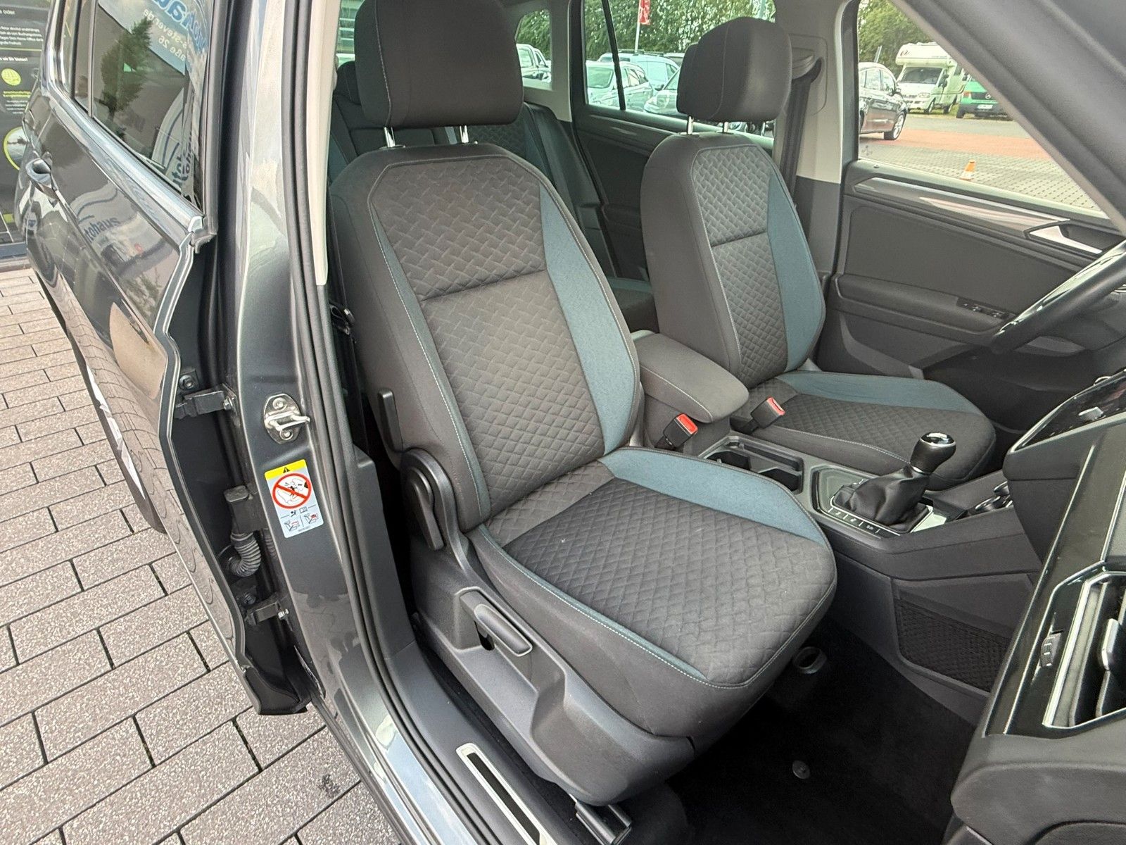 Fahrzeugabbildung Volkswagen Tiguan IQ.DRIVE Start-Stopp
