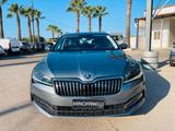 Skoda Superb 2.0 TDI 190 CV SCR DSG Wagon Laurin - Skoda Superb mit Halbautomatikschaltung