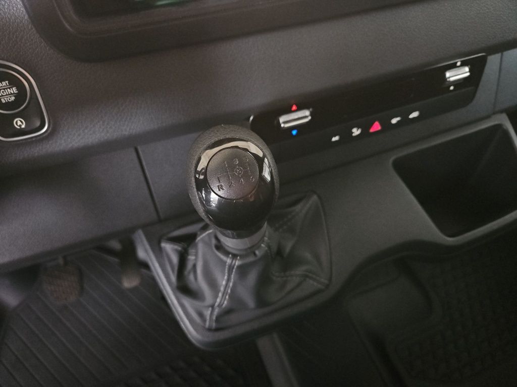 Fahrzeugabbildung Mercedes-Benz Sprinter 317 Kasten L2H2 360° SHZ EDW Navi 270°T